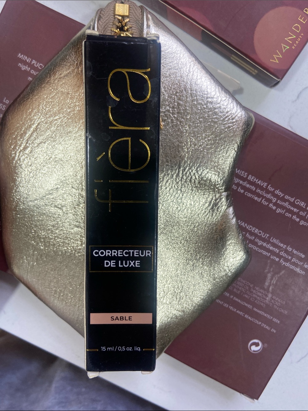 Fière Correcteur De Luxe Concealer in Sable — Buildable Natural Coverage